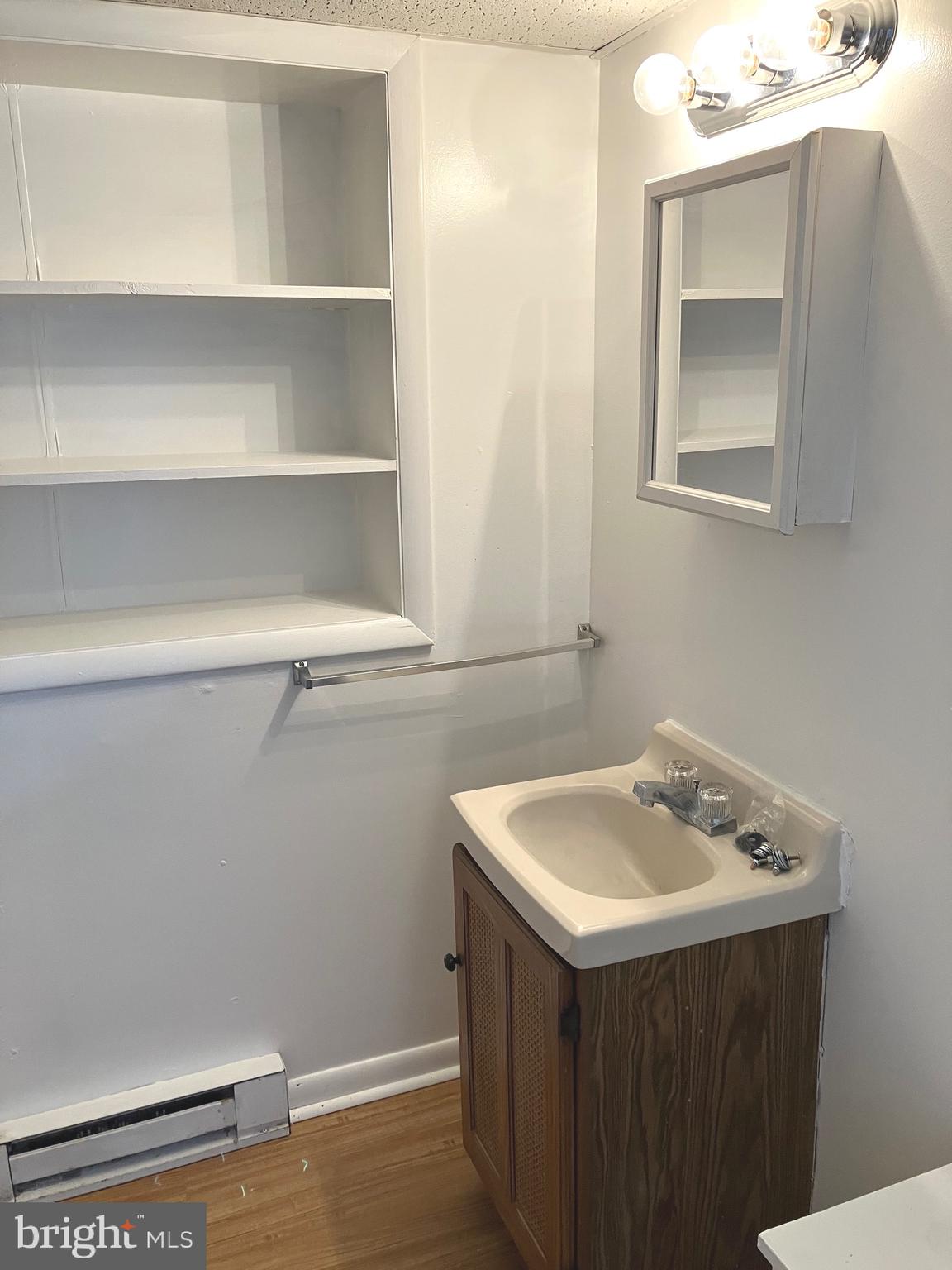 MANHEIM - Residential Lease