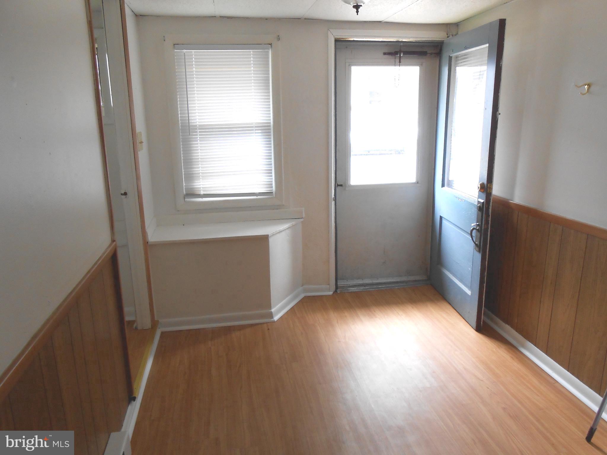 MANHEIM - Residential Lease