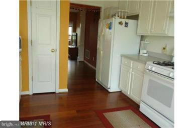 LOUDOUN PARKWAY CENTER - Residential Lease