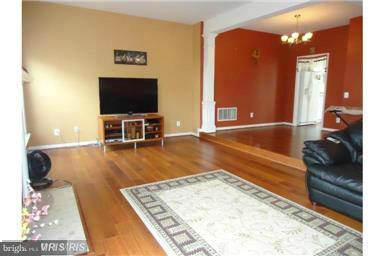 LOUDOUN PARKWAY CENTER - Residential Lease