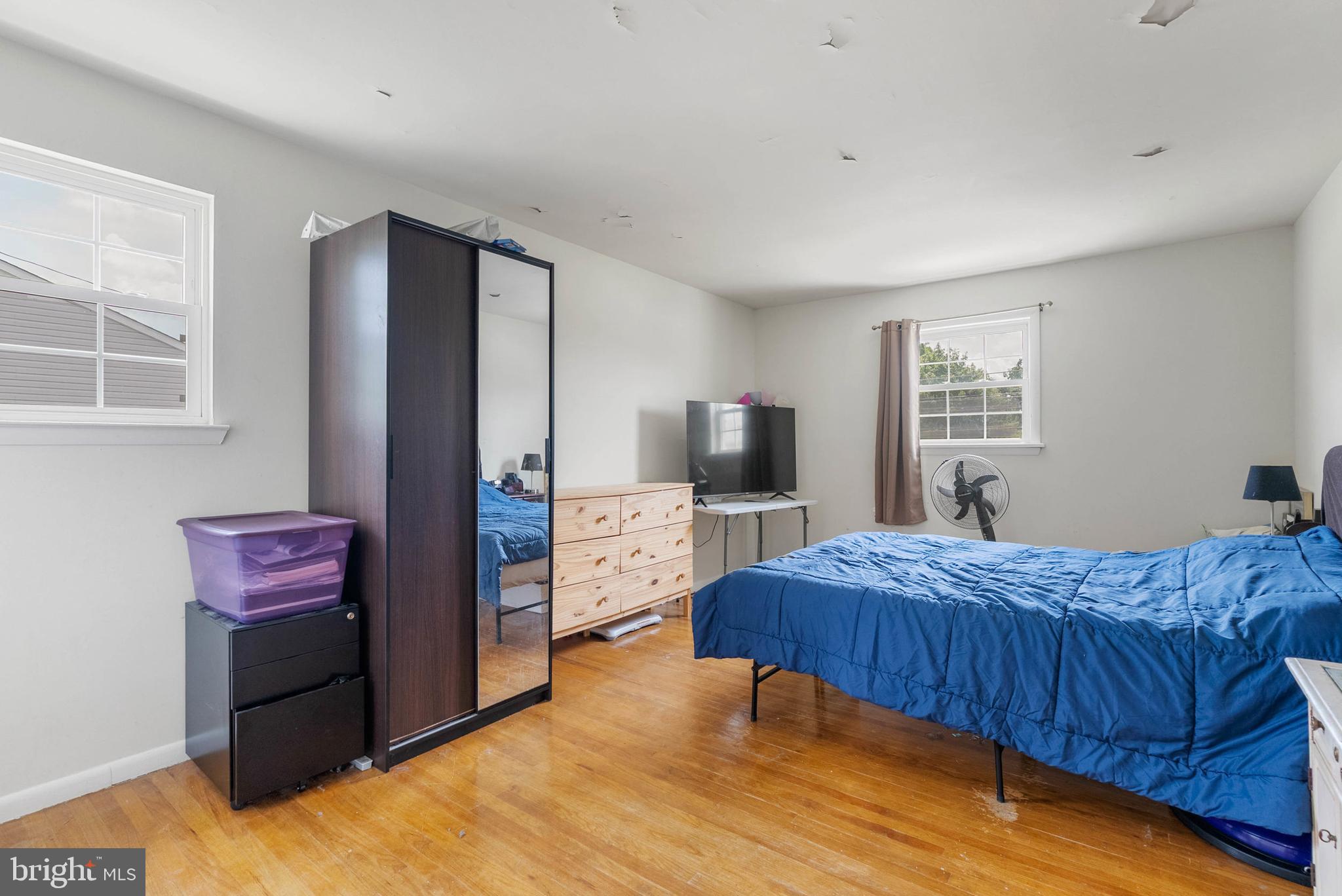 PLYMOUTH VALLEY - Residential