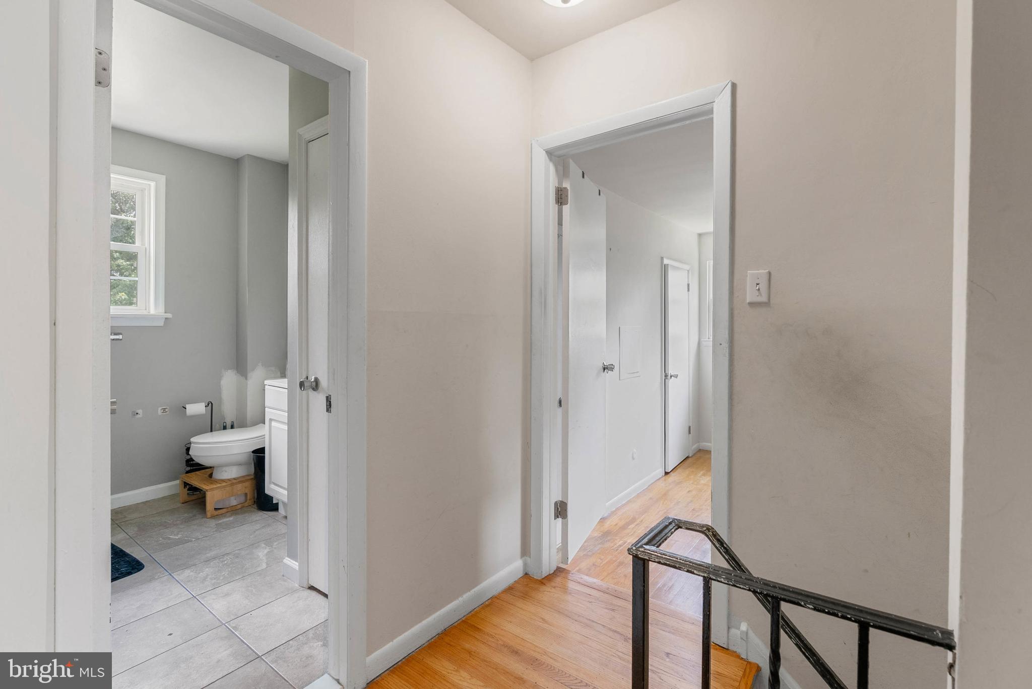 PLYMOUTH VALLEY - Residential