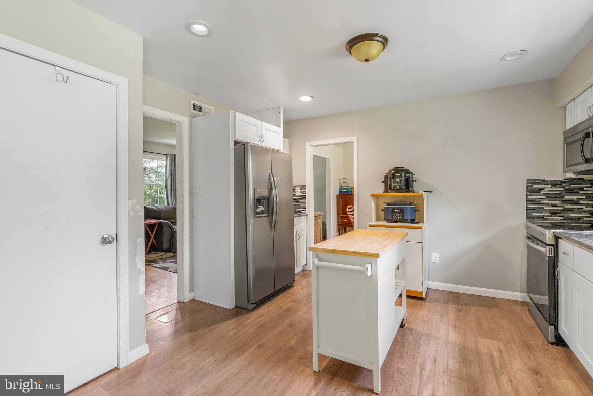 PLYMOUTH VALLEY - Residential