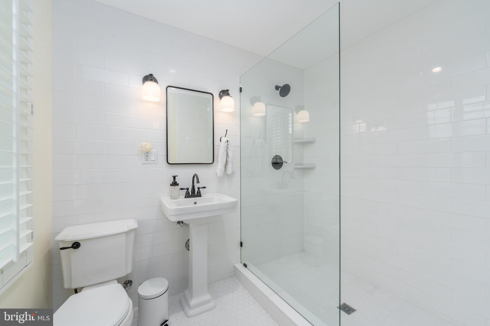 BUTCHERS HILL - Residential