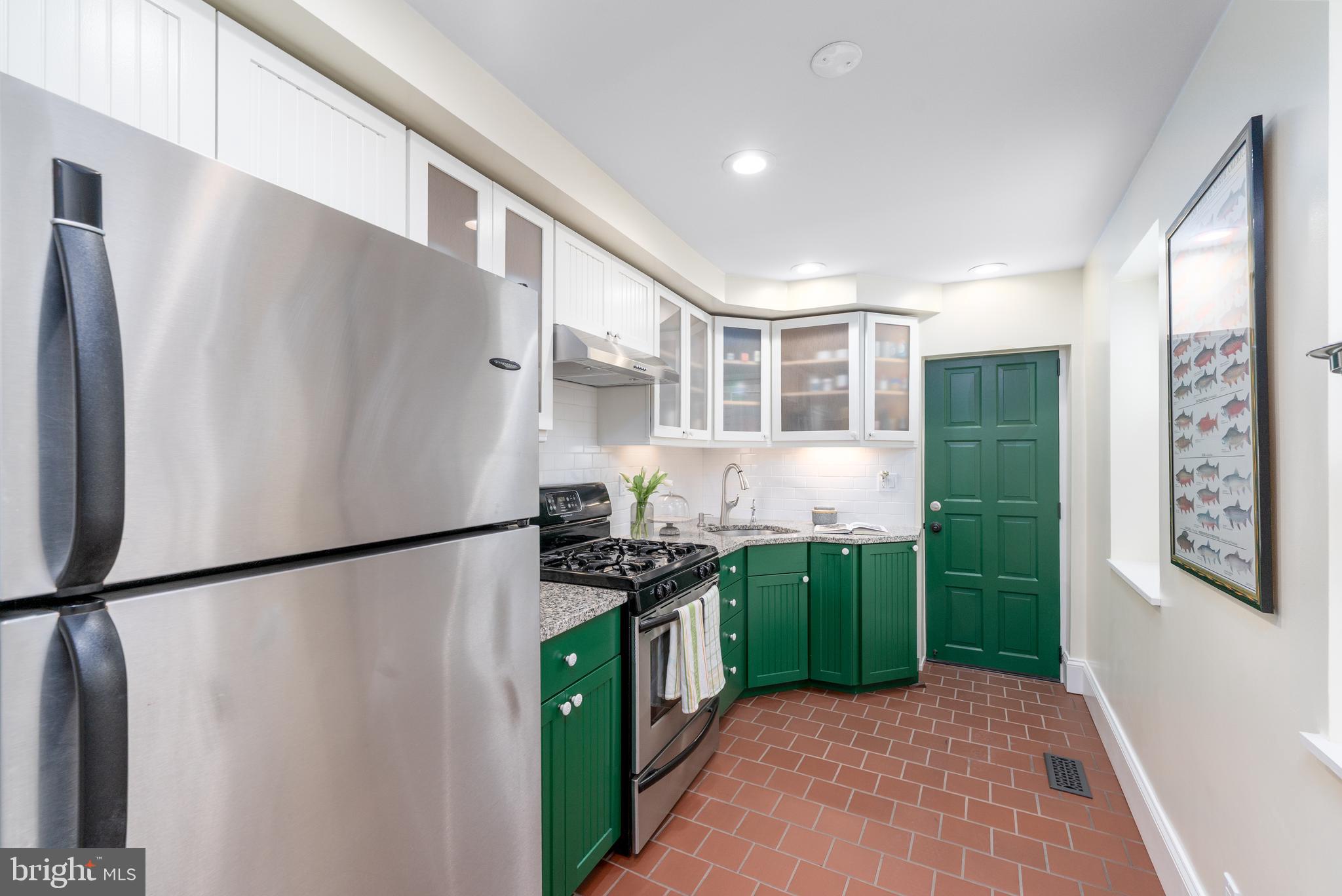 BUTCHERS HILL - Residential