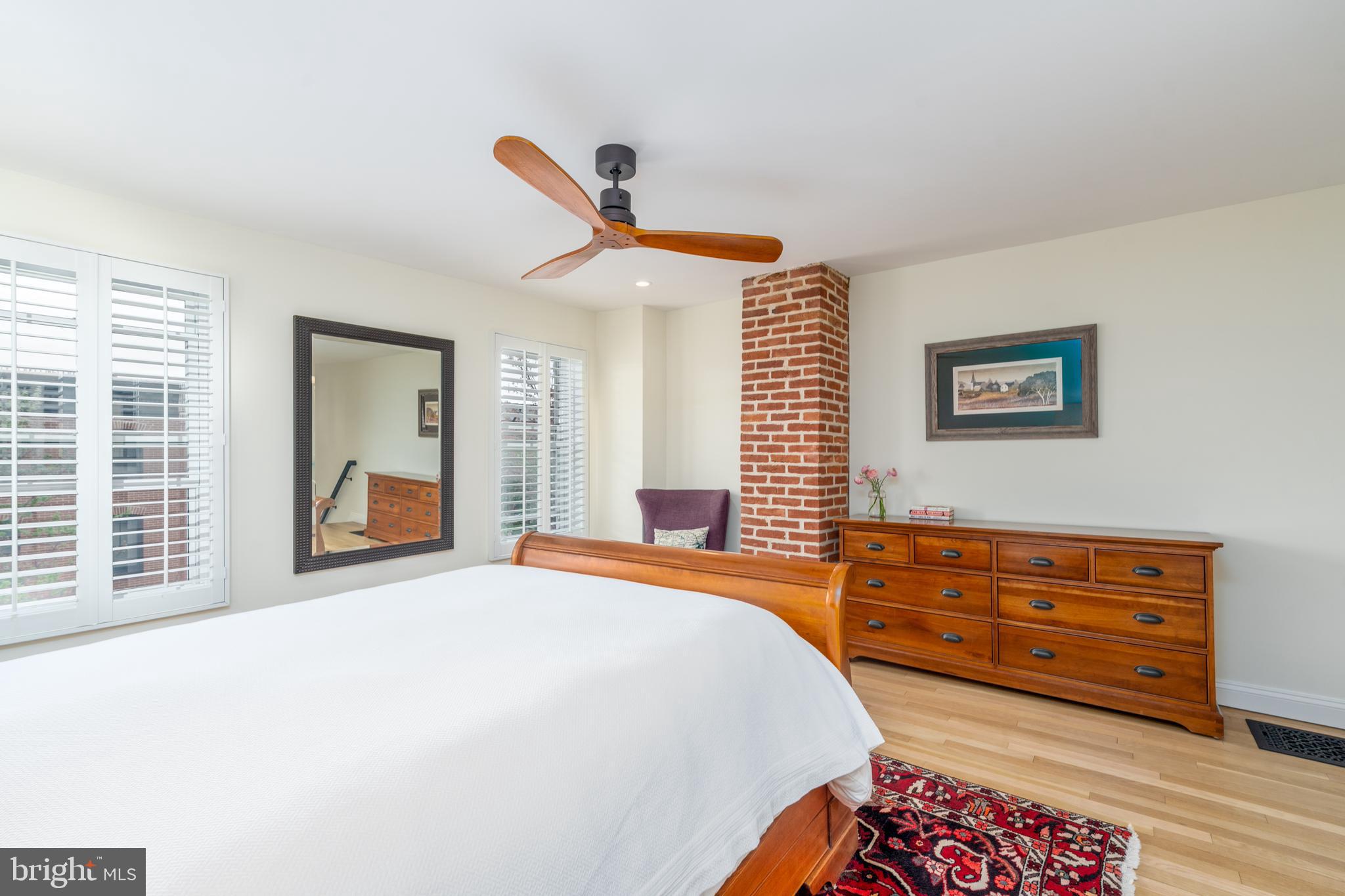 BUTCHERS HILL - Residential