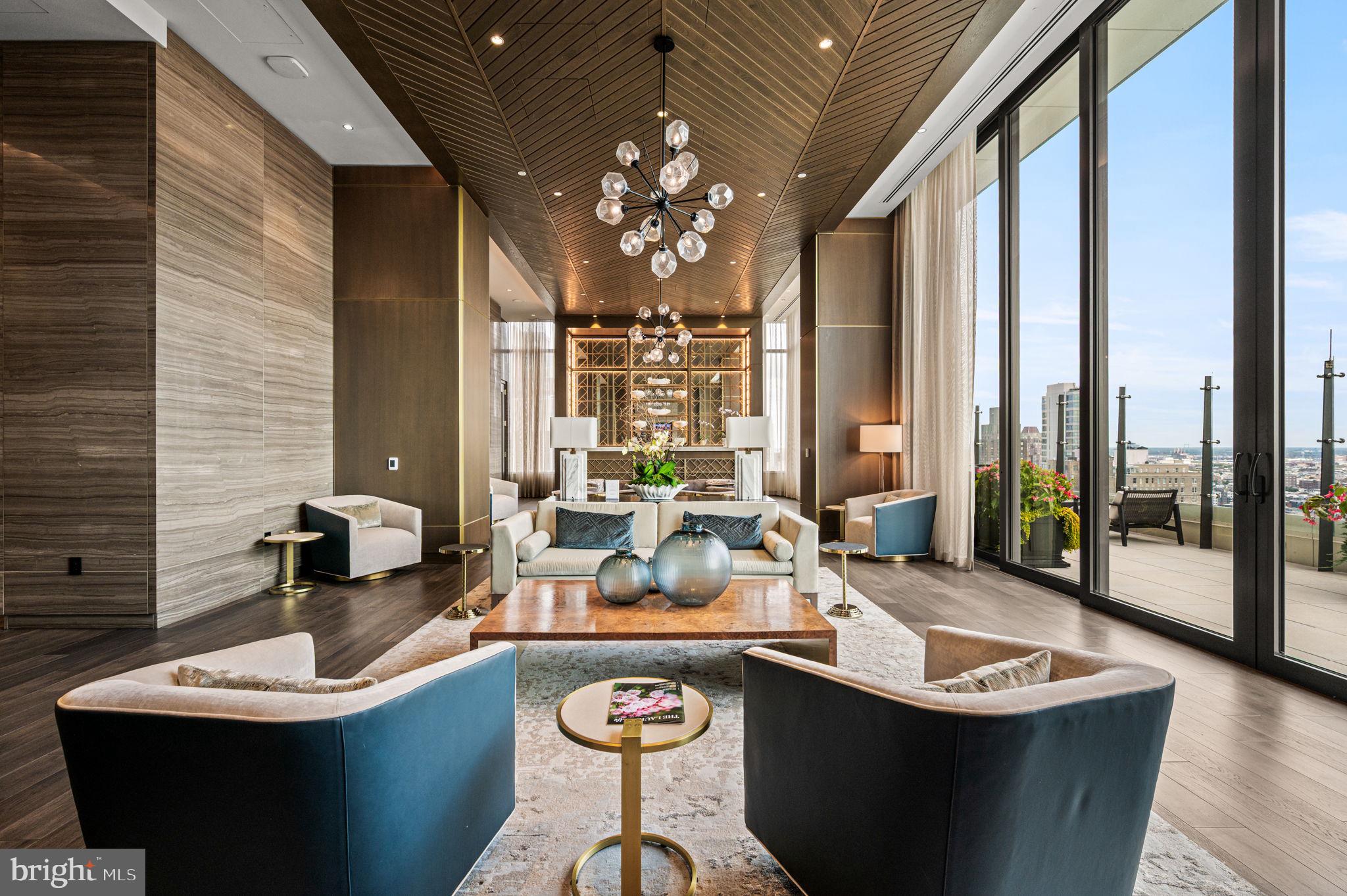 RITTENHOUSE SQUARE - Residential