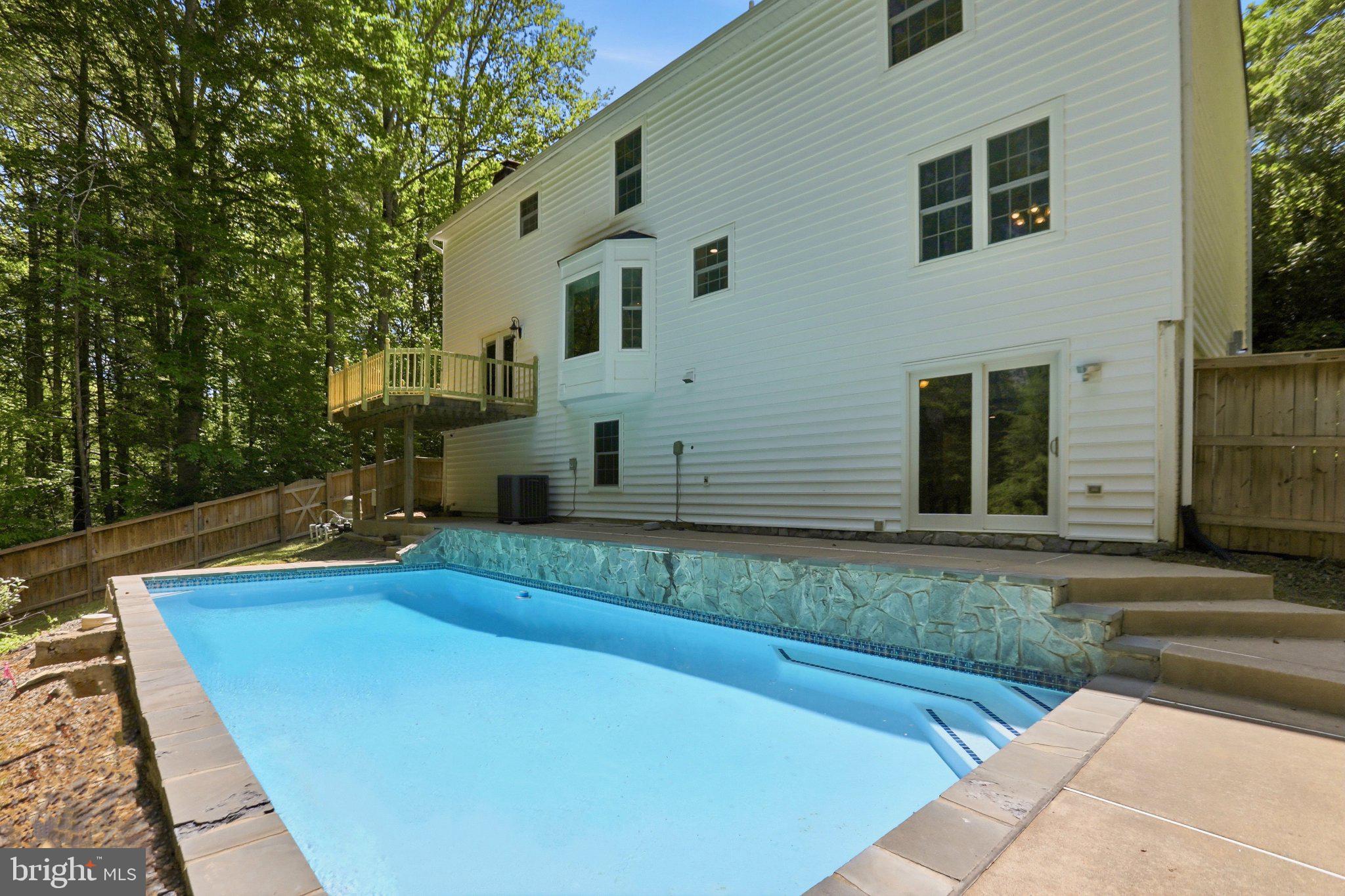 FERNBROOK - Residential