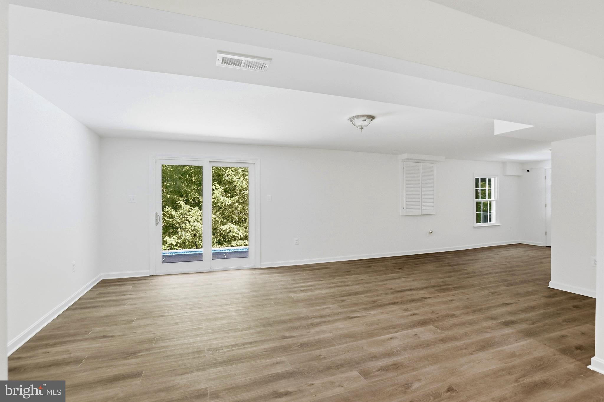 FERNBROOK - Residential
