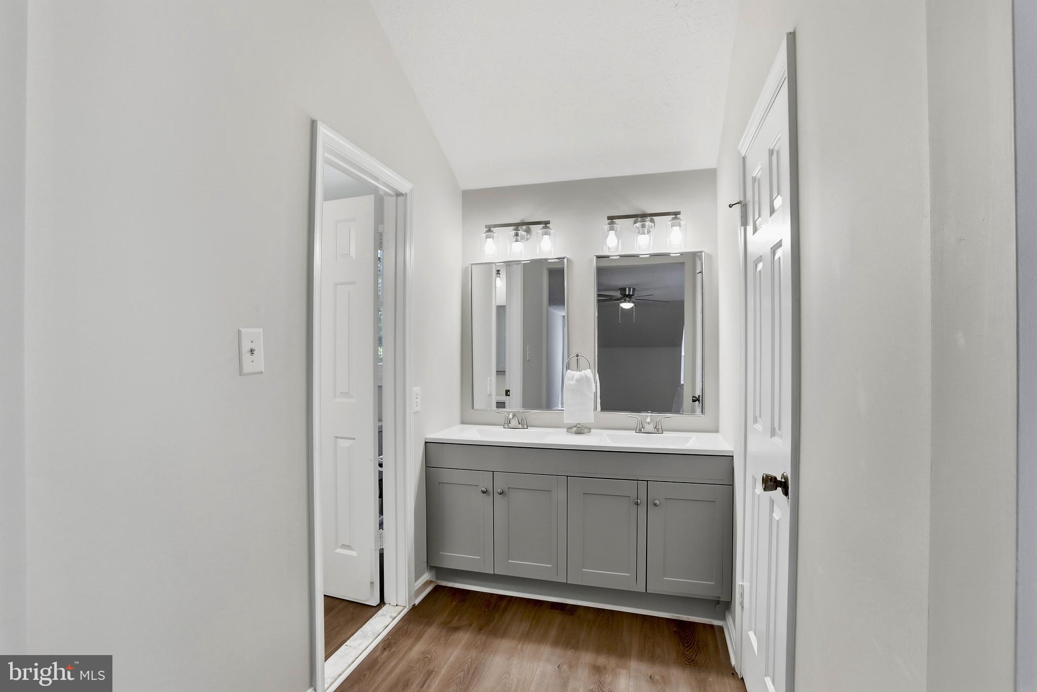 FERNBROOK - Residential