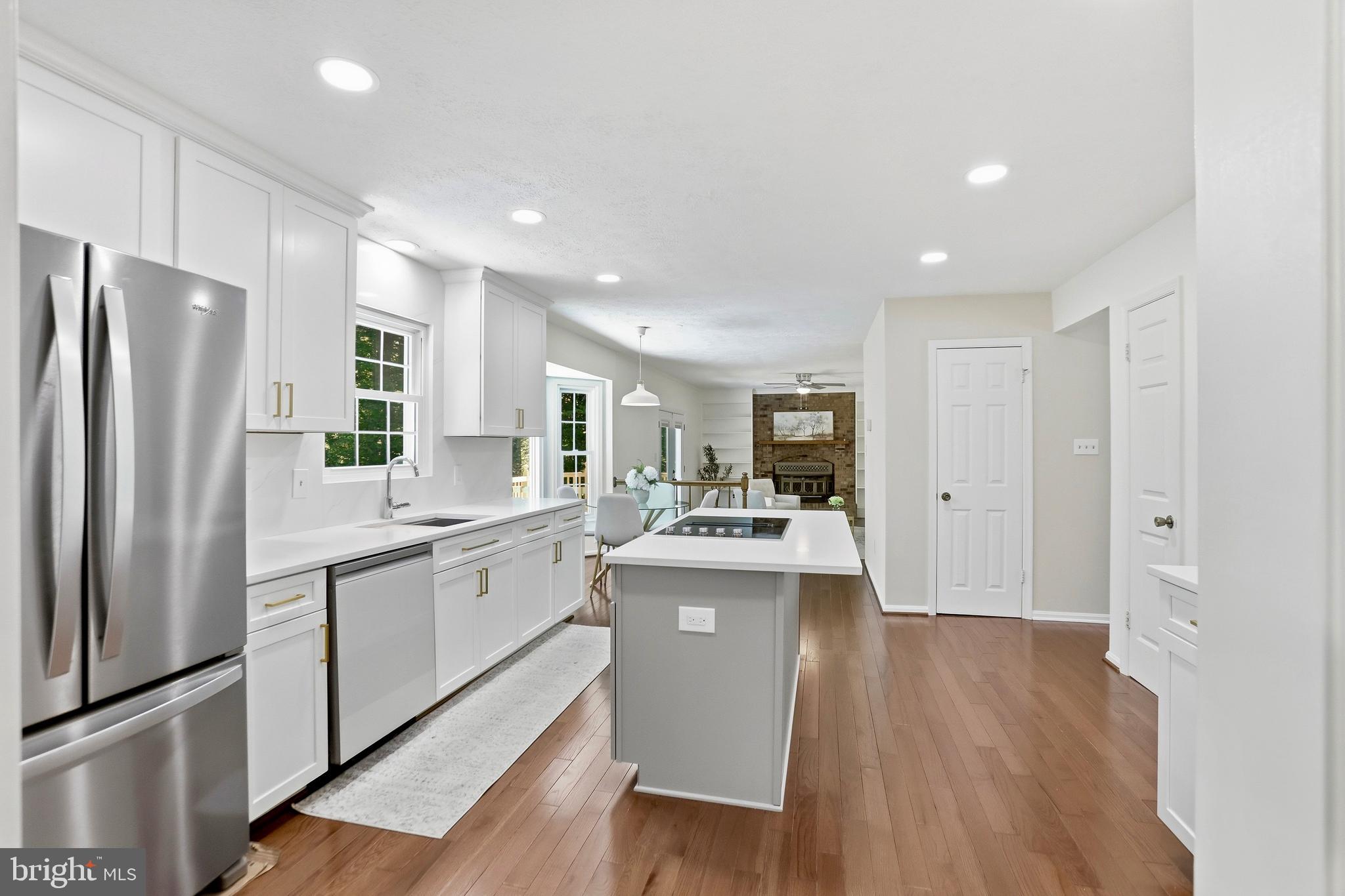 FERNBROOK - Residential