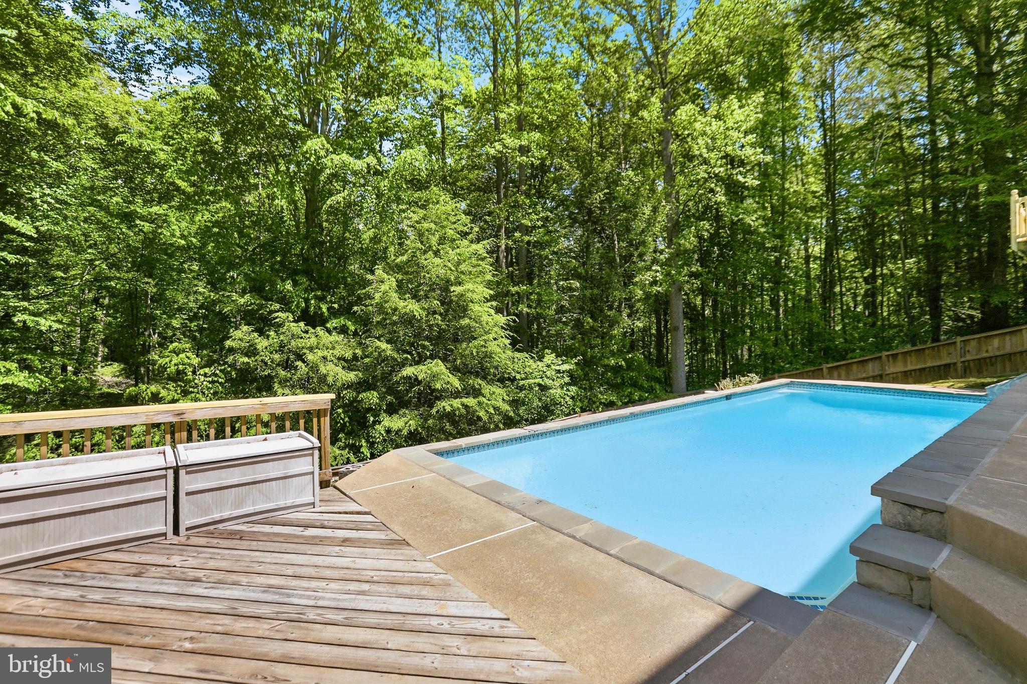FERNBROOK - Residential