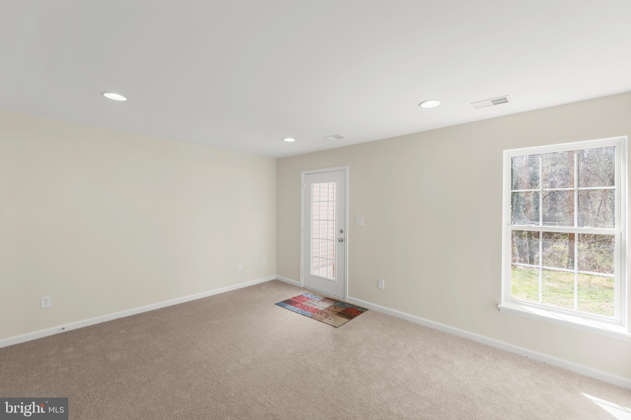 HUPPS RIDGE - Residential