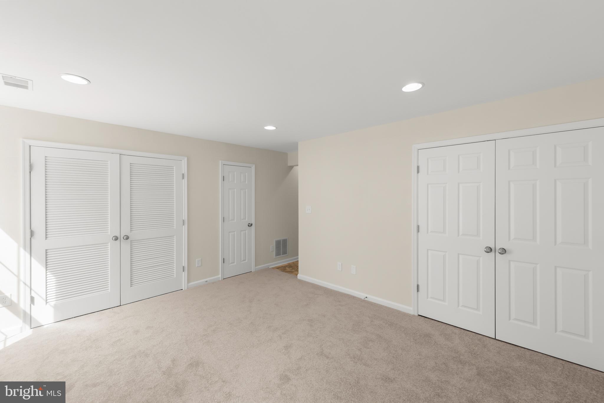 HUPPS RIDGE - Residential