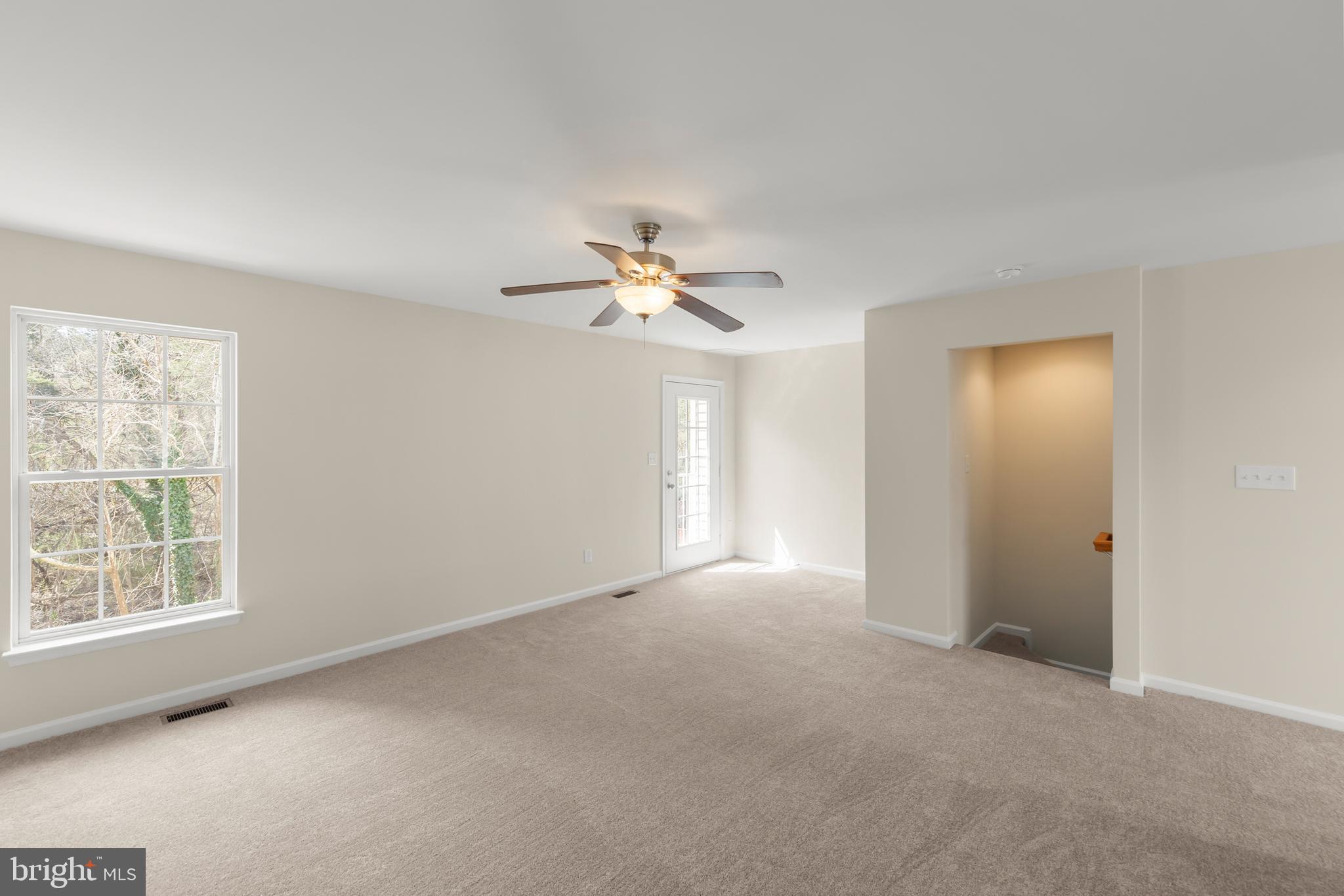 HUPPS RIDGE - Residential