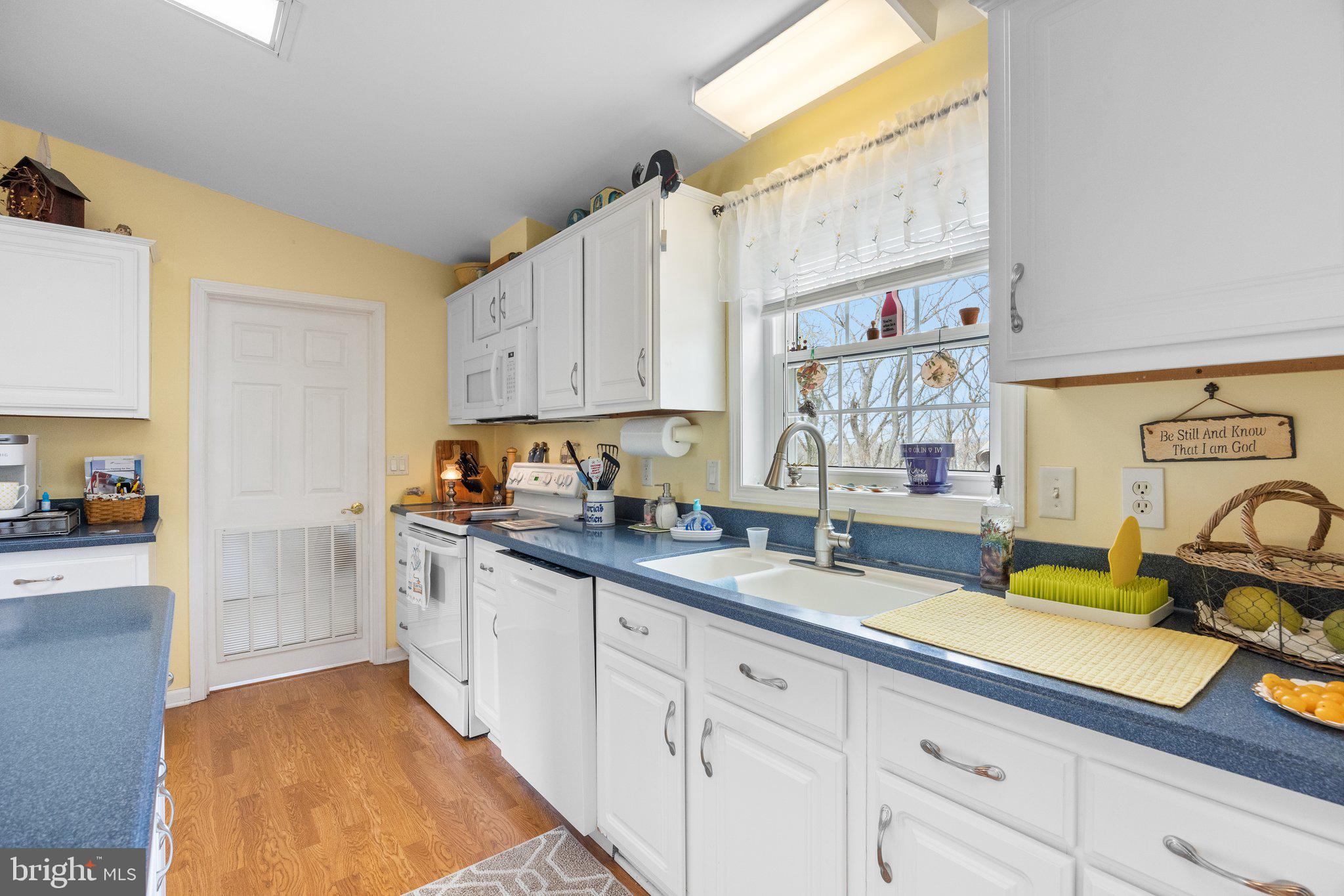 CREEKWOOD VILLAGE - Residential