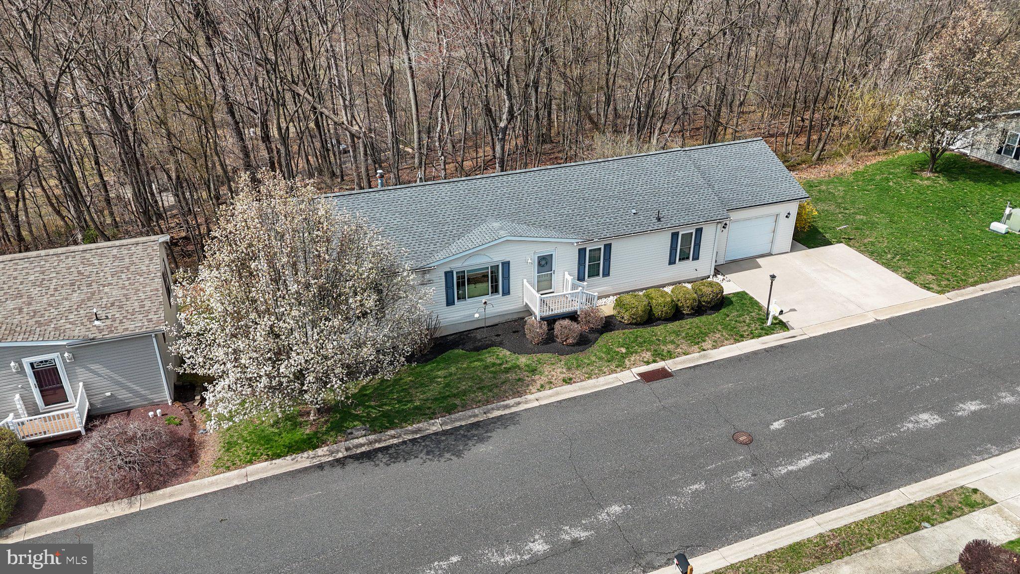 CREEKWOOD VILLAGE - Residential