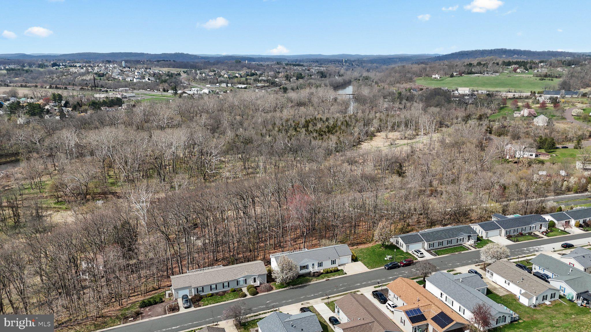 CREEKWOOD VILLAGE - Residential