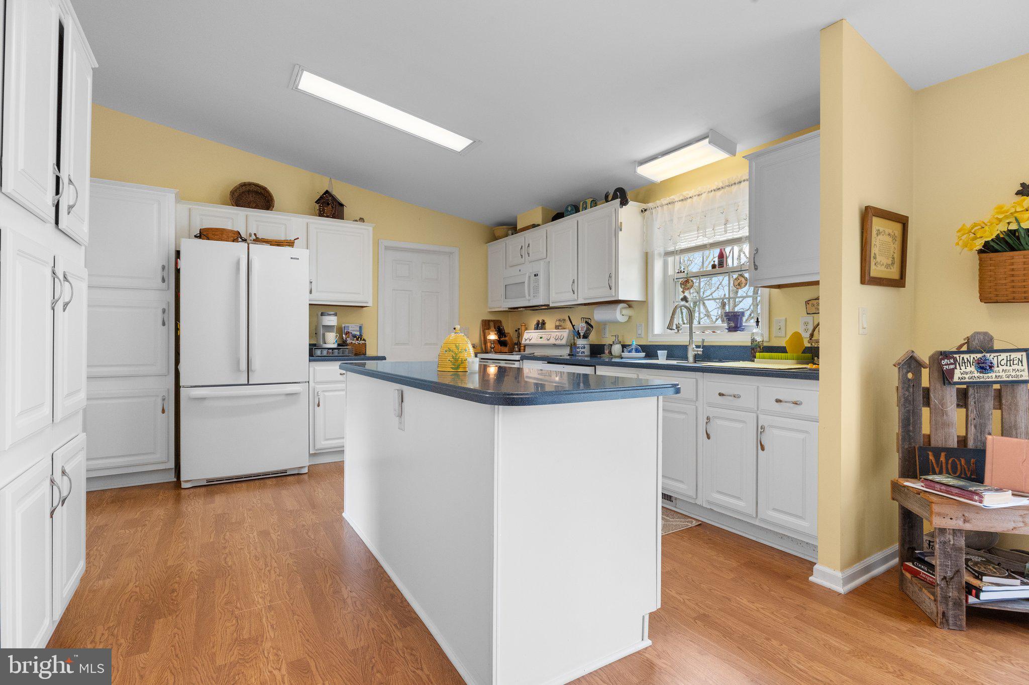 CREEKWOOD VILLAGE - Residential