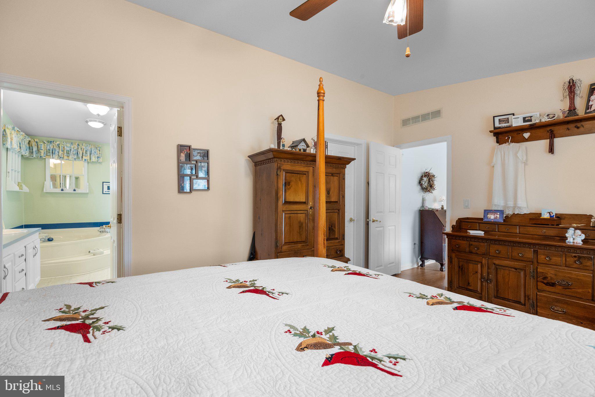 CREEKWOOD VILLAGE - Residential