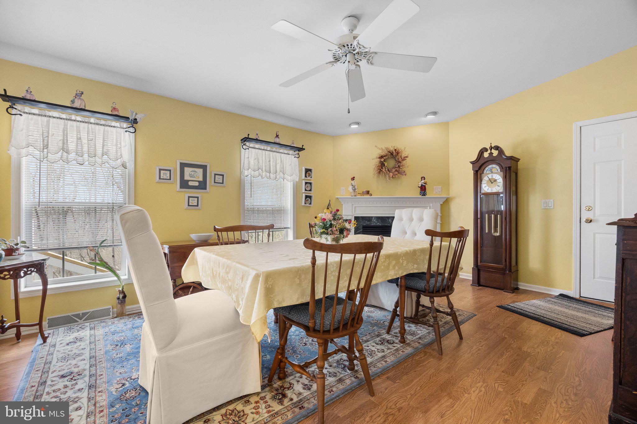 CREEKWOOD VILLAGE - Residential