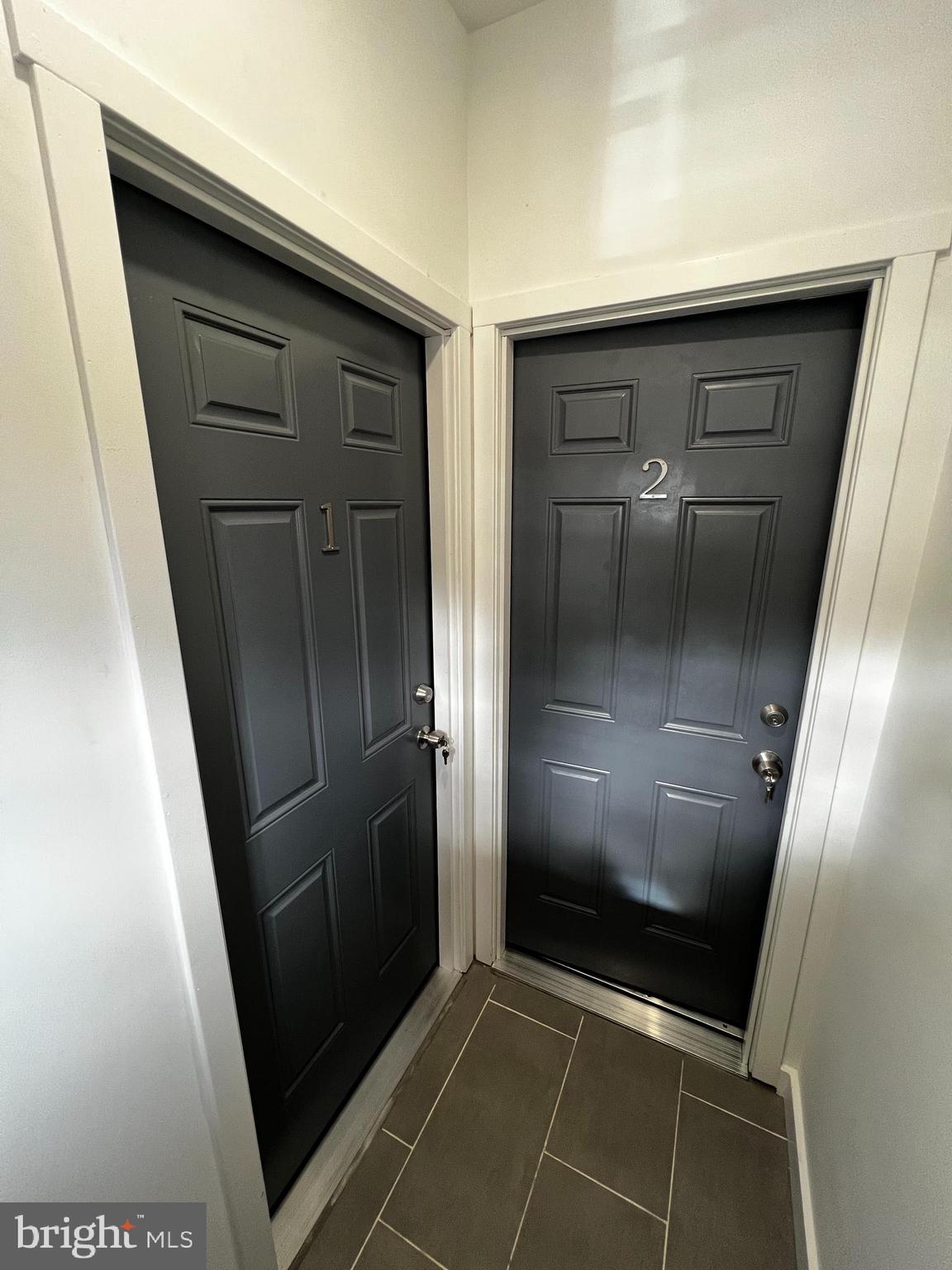 FRANKFORD - Residential Lease