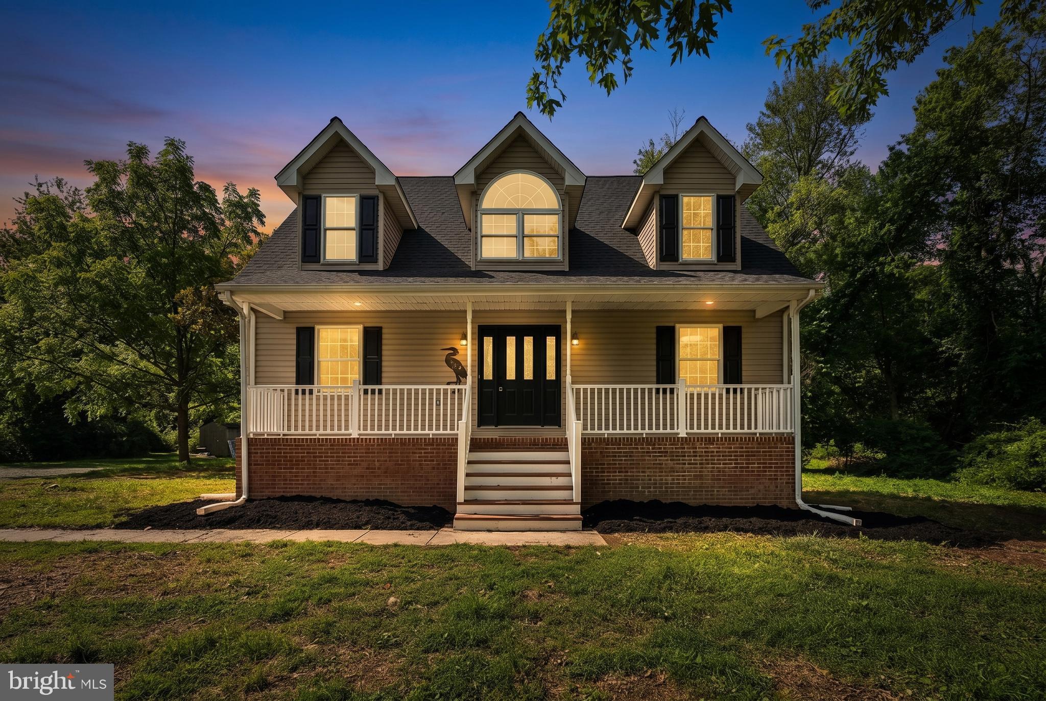 224 W CECIL AVENUE