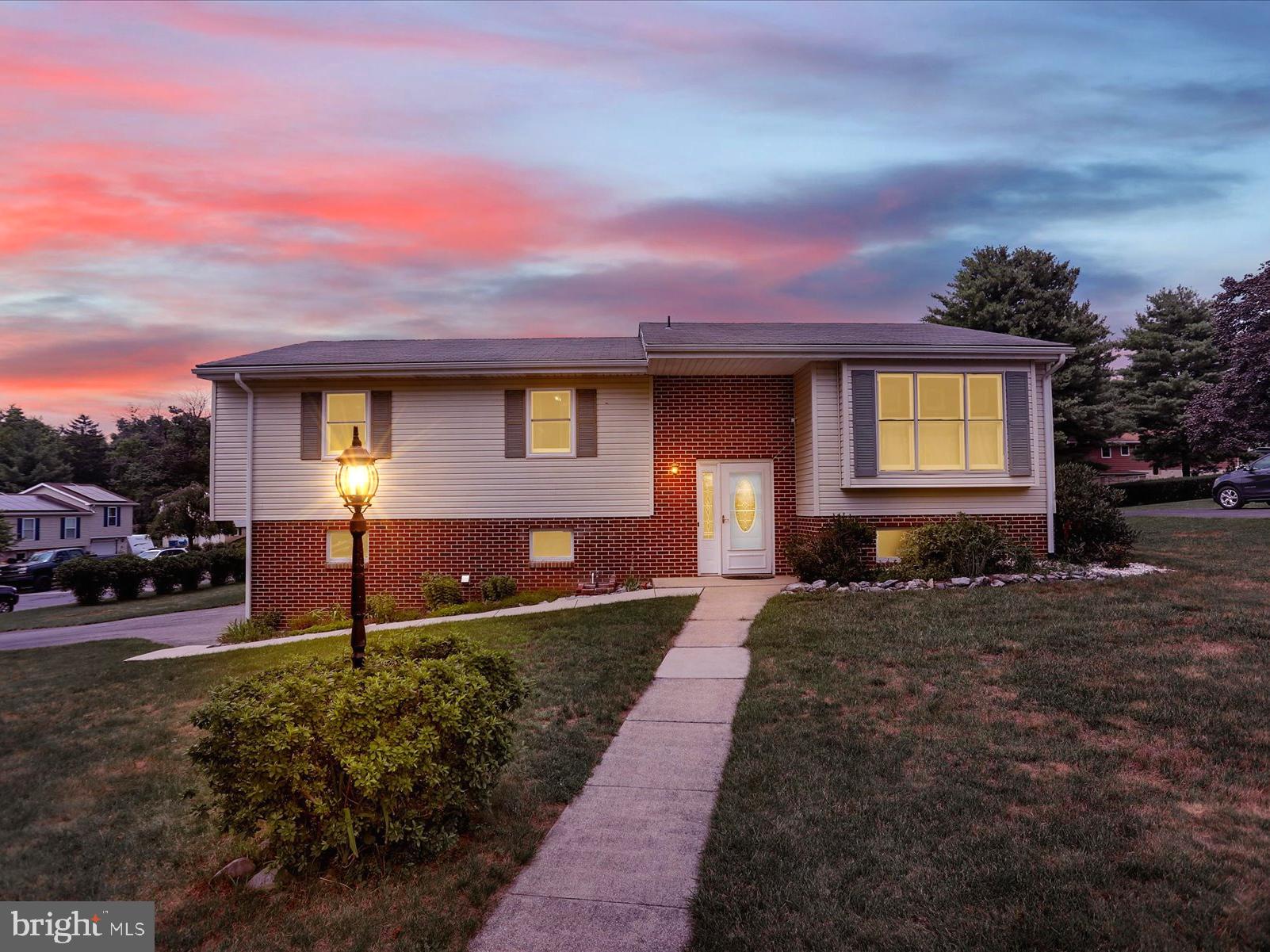 61 SHERATON DRIVE