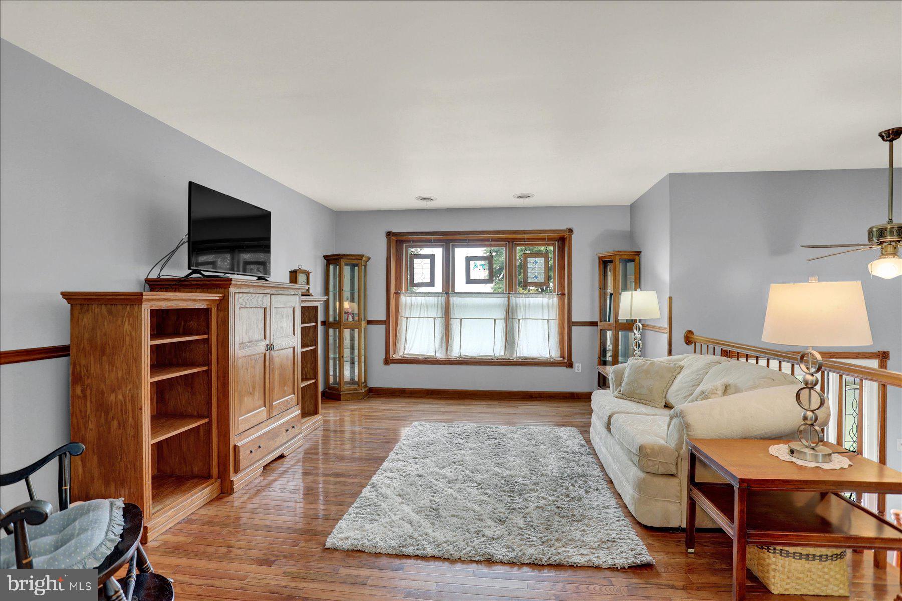 61 SHERATON DRIVE