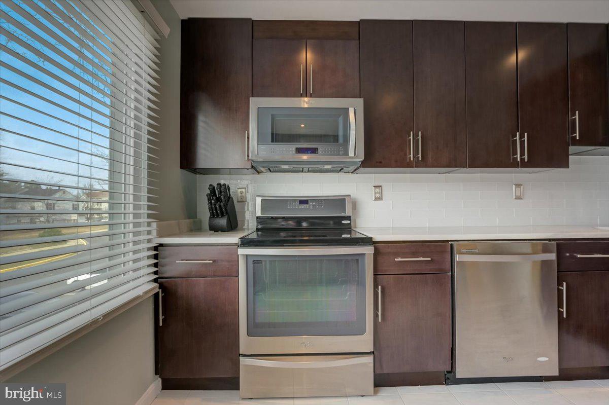 RIVERSIDE RUN - Residential