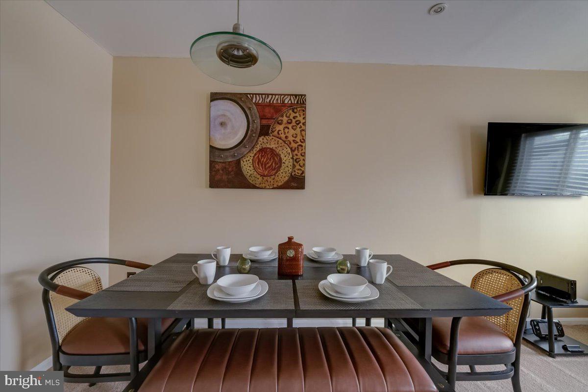 RIVERSIDE RUN - Residential