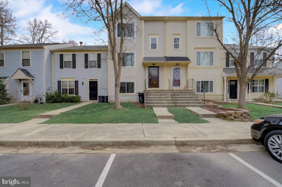 RIVERSIDE RUN - Residential