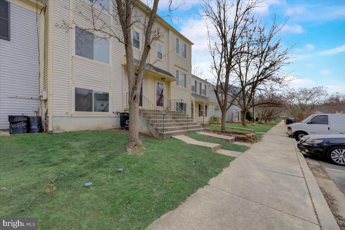 RIVERSIDE RUN - Residential