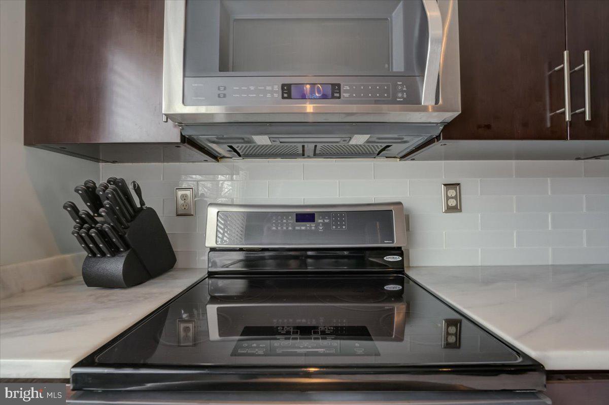 RIVERSIDE RUN - Residential