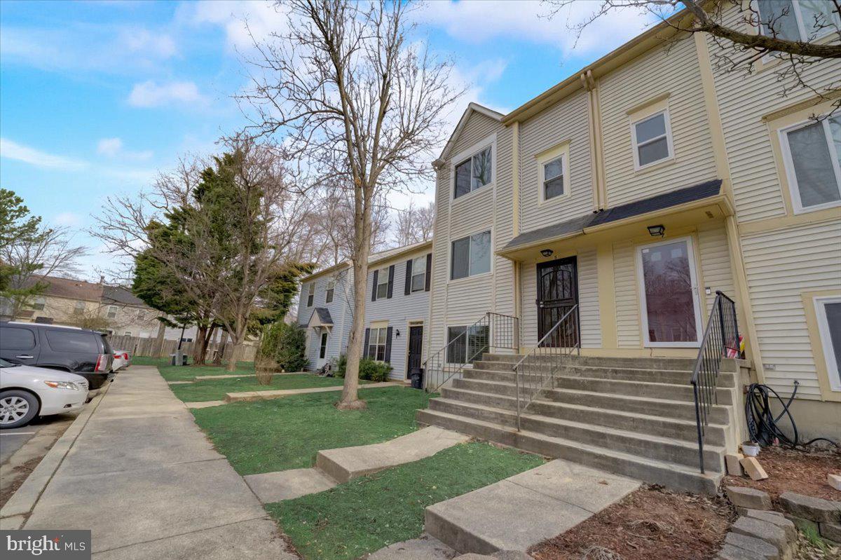 RIVERSIDE RUN - Residential