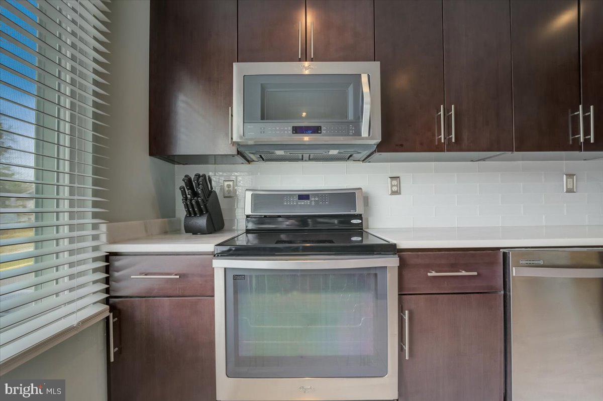 RIVERSIDE RUN - Residential