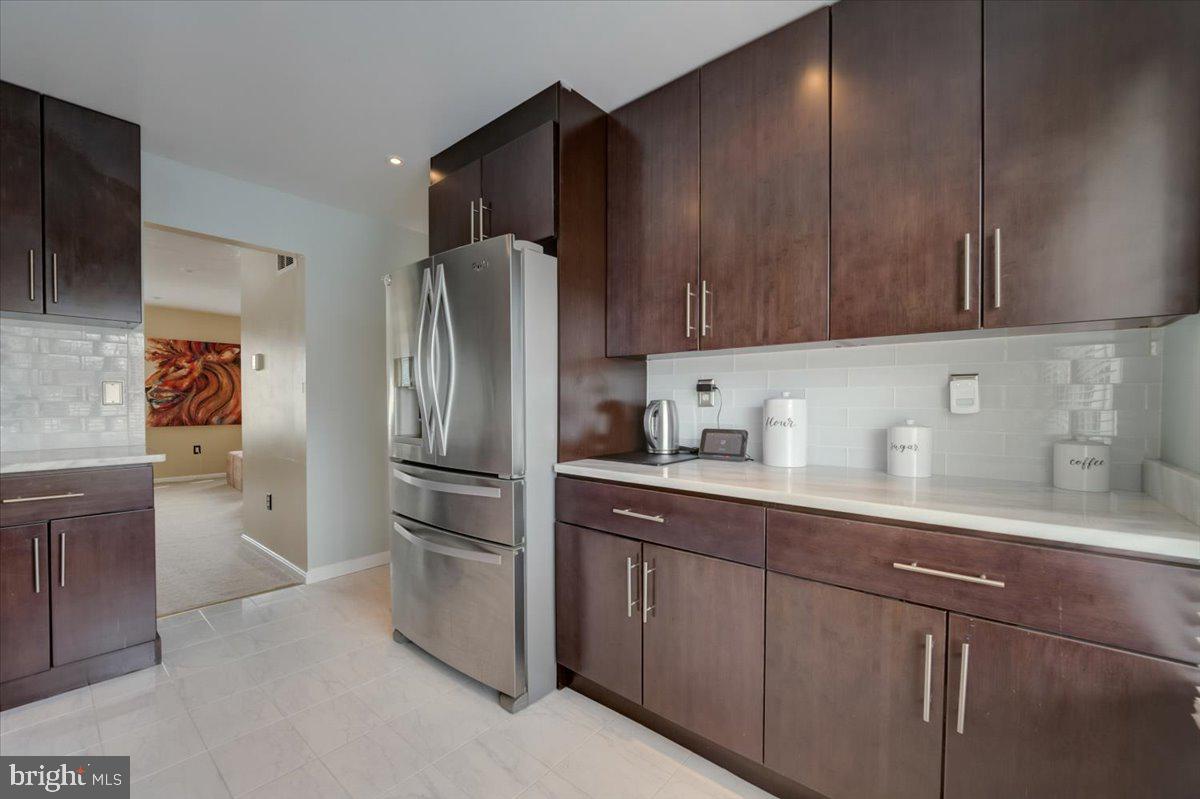 RIVERSIDE RUN - Residential