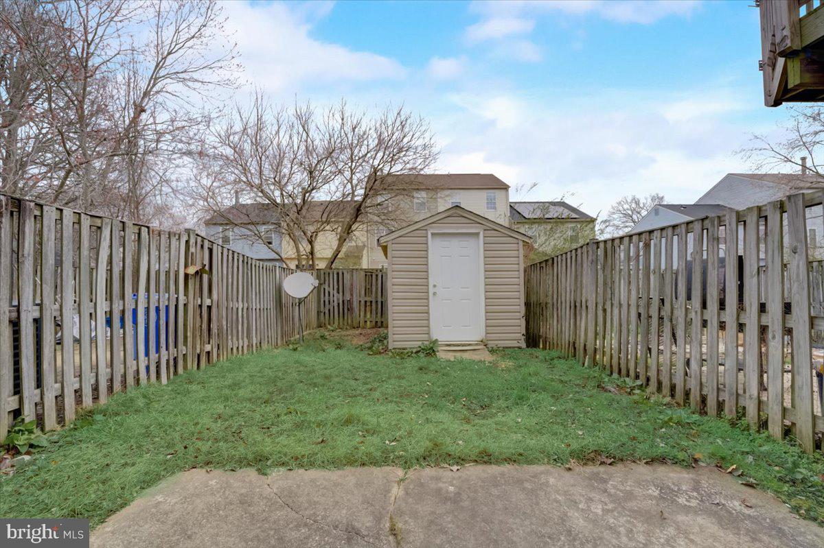 RIVERSIDE RUN - Residential