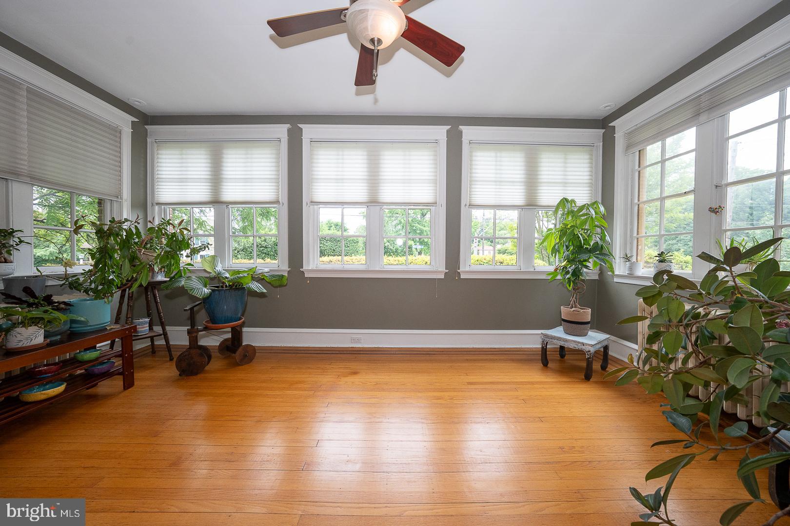 ELKINS PARK - Residential