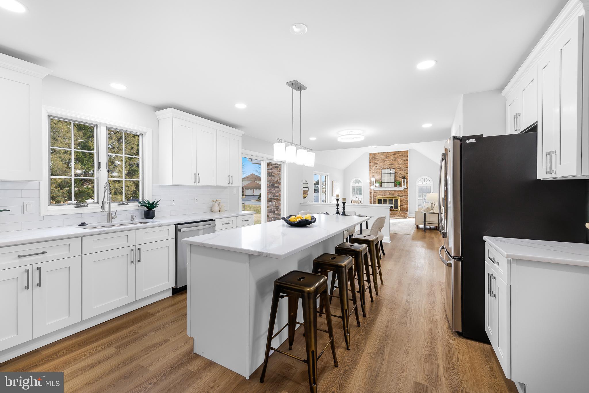 CARAVEL WOODS - Residential