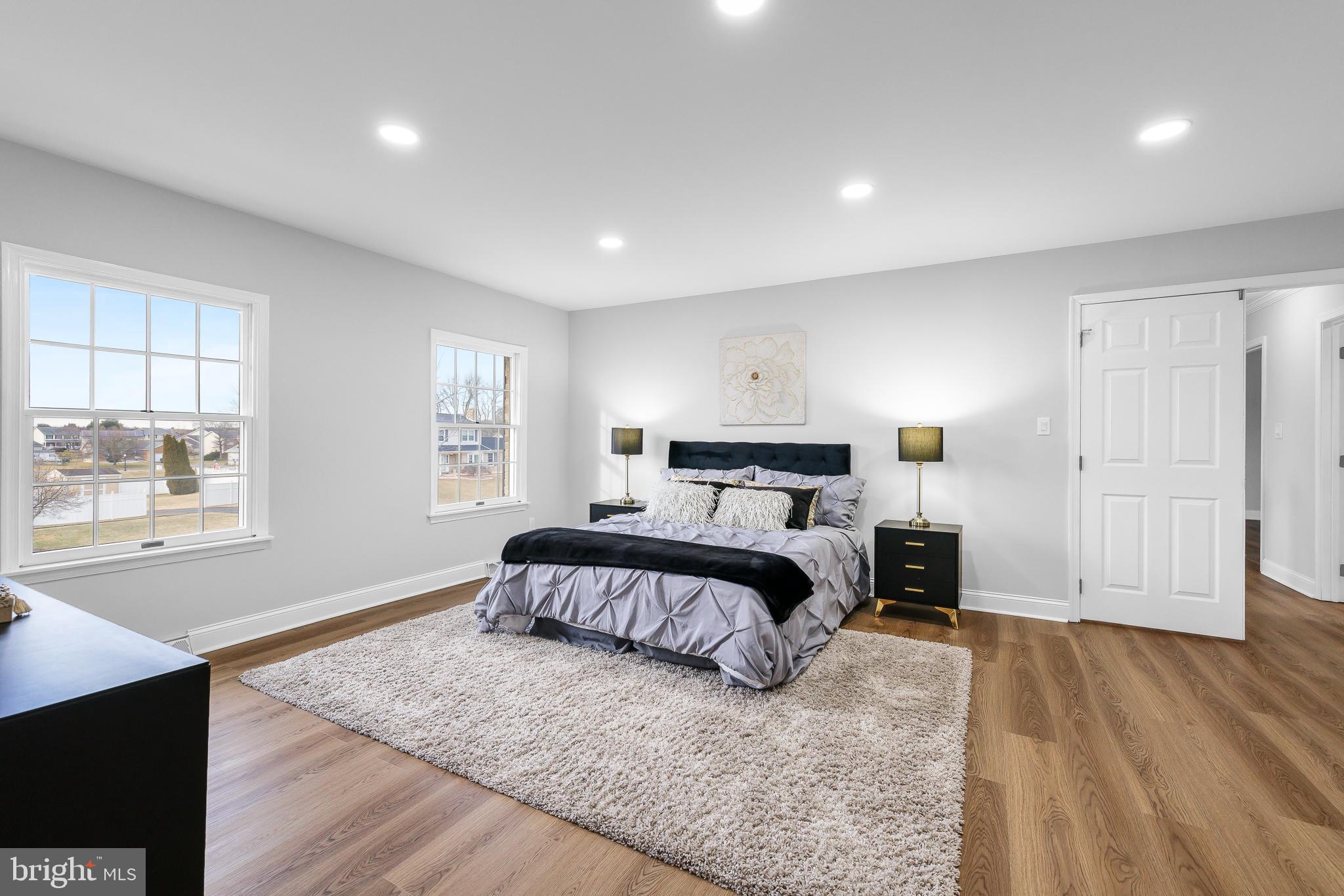 CARAVEL WOODS - Residential