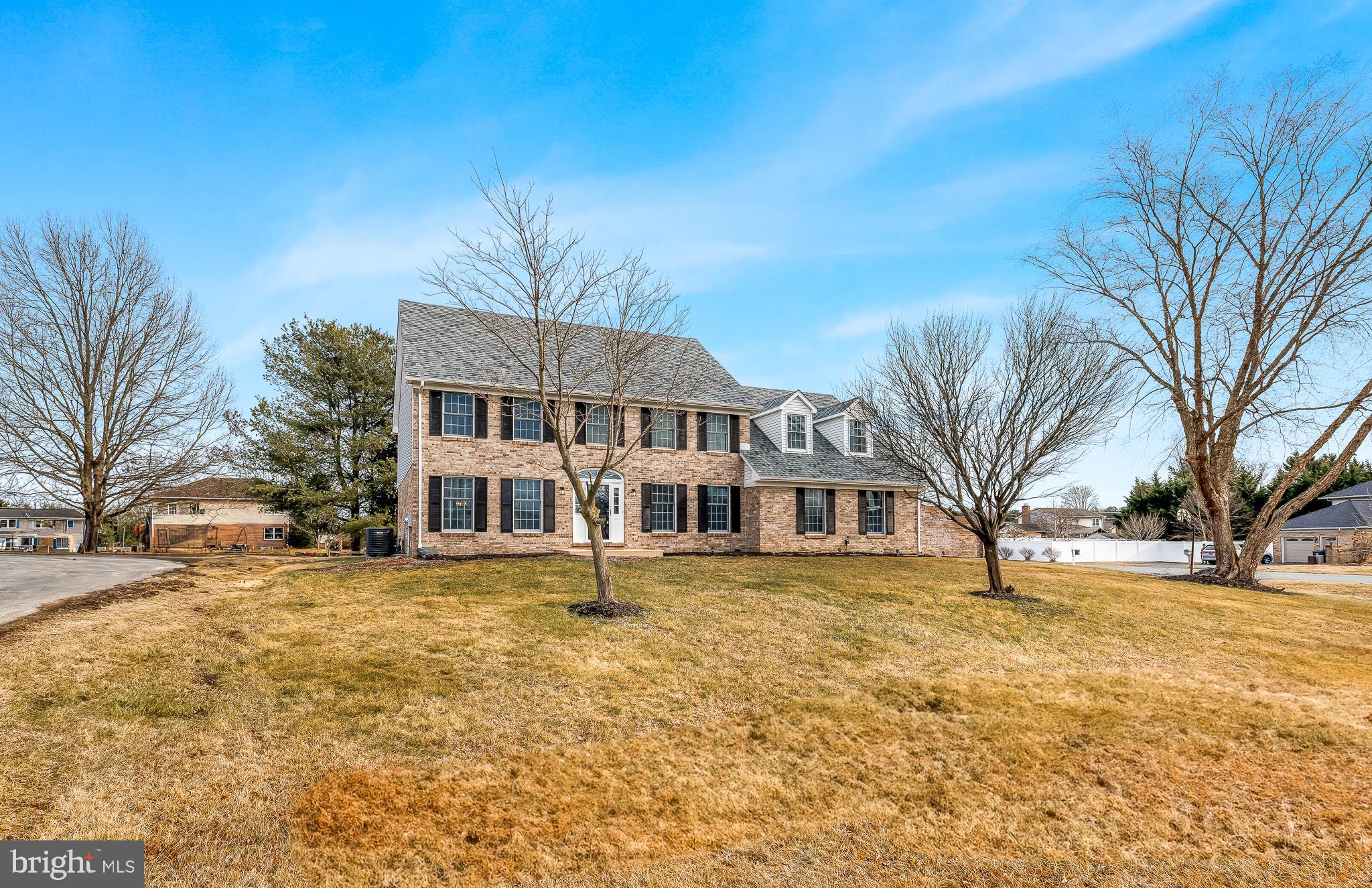 CARAVEL WOODS - Residential