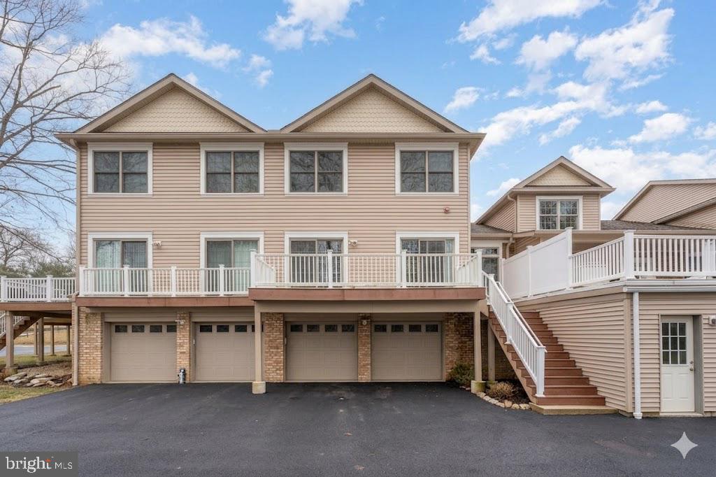 HIGH POINTE IN HERSHEY - Residential