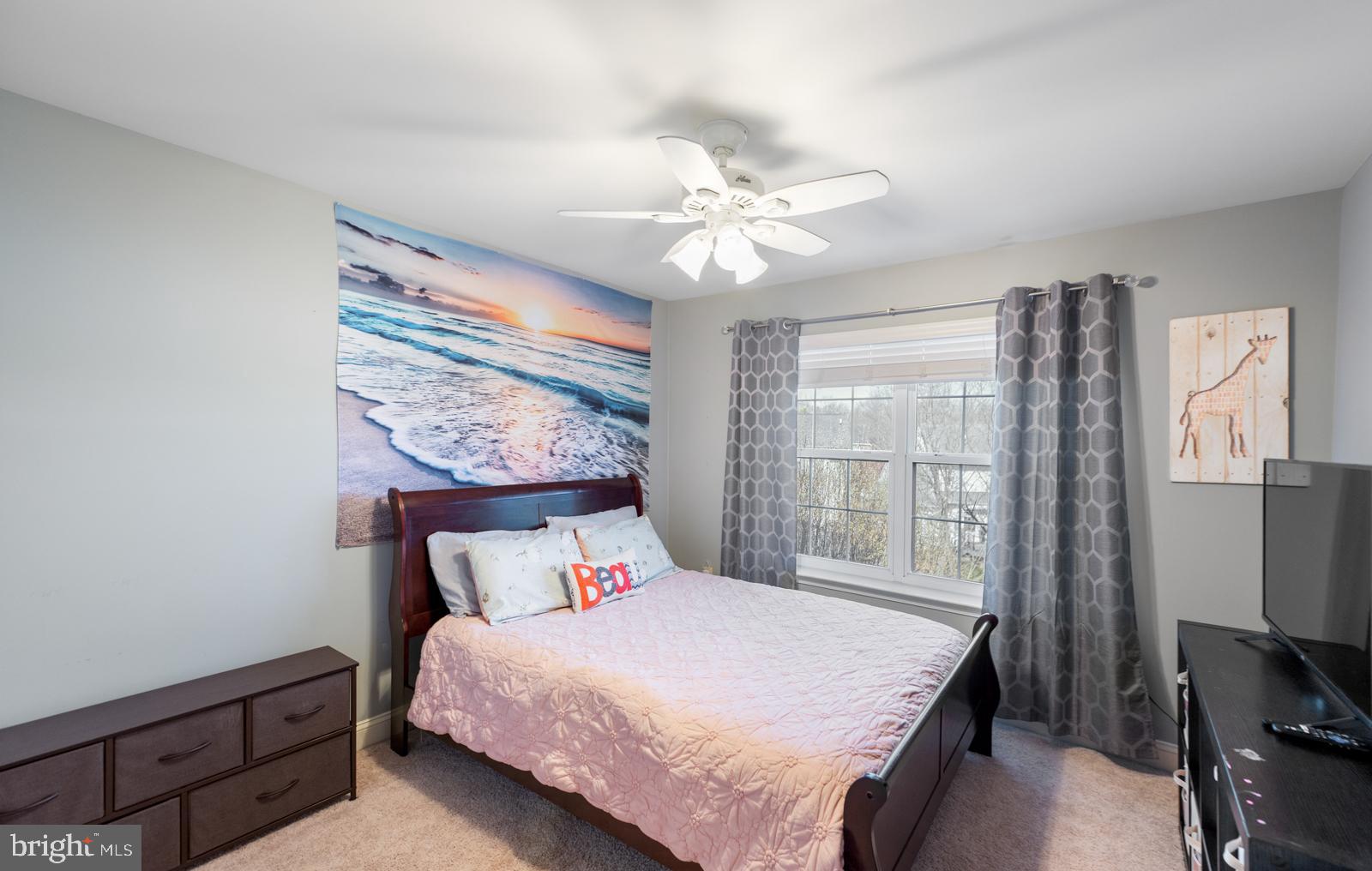 HAWTHORNE ESTATES - Residential