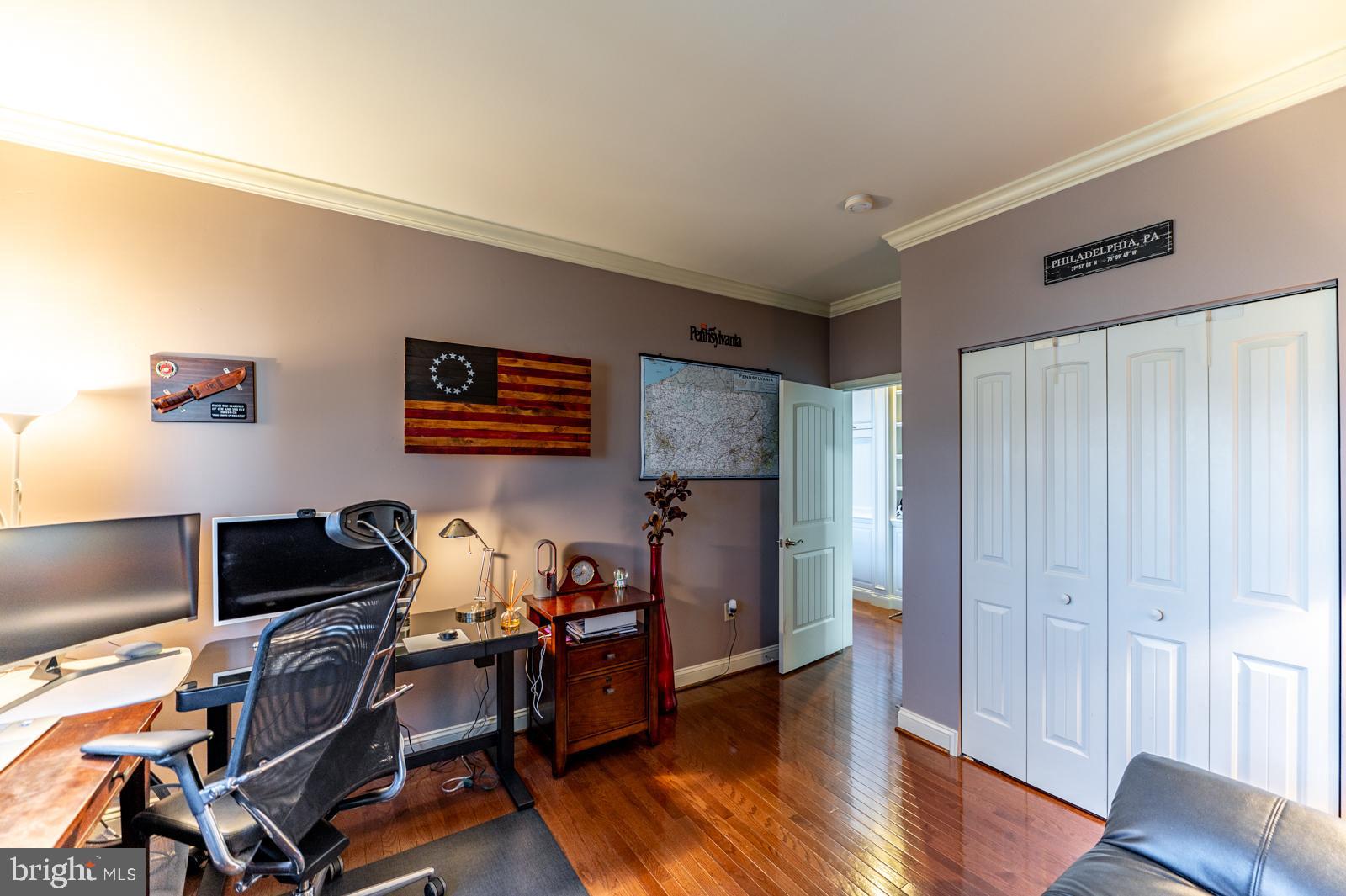 HAWTHORNE ESTATES - Residential