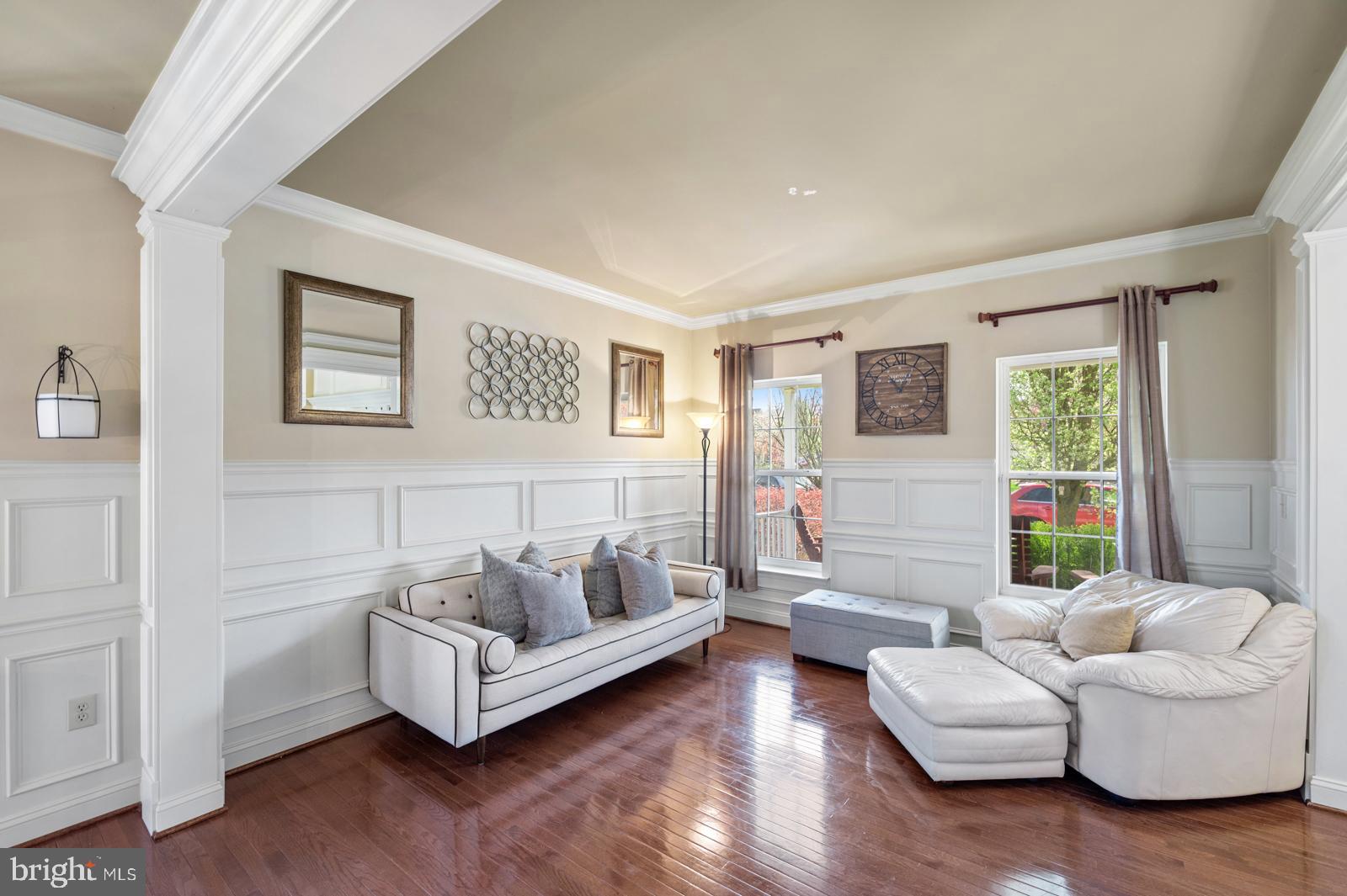 HAWTHORNE ESTATES - Residential