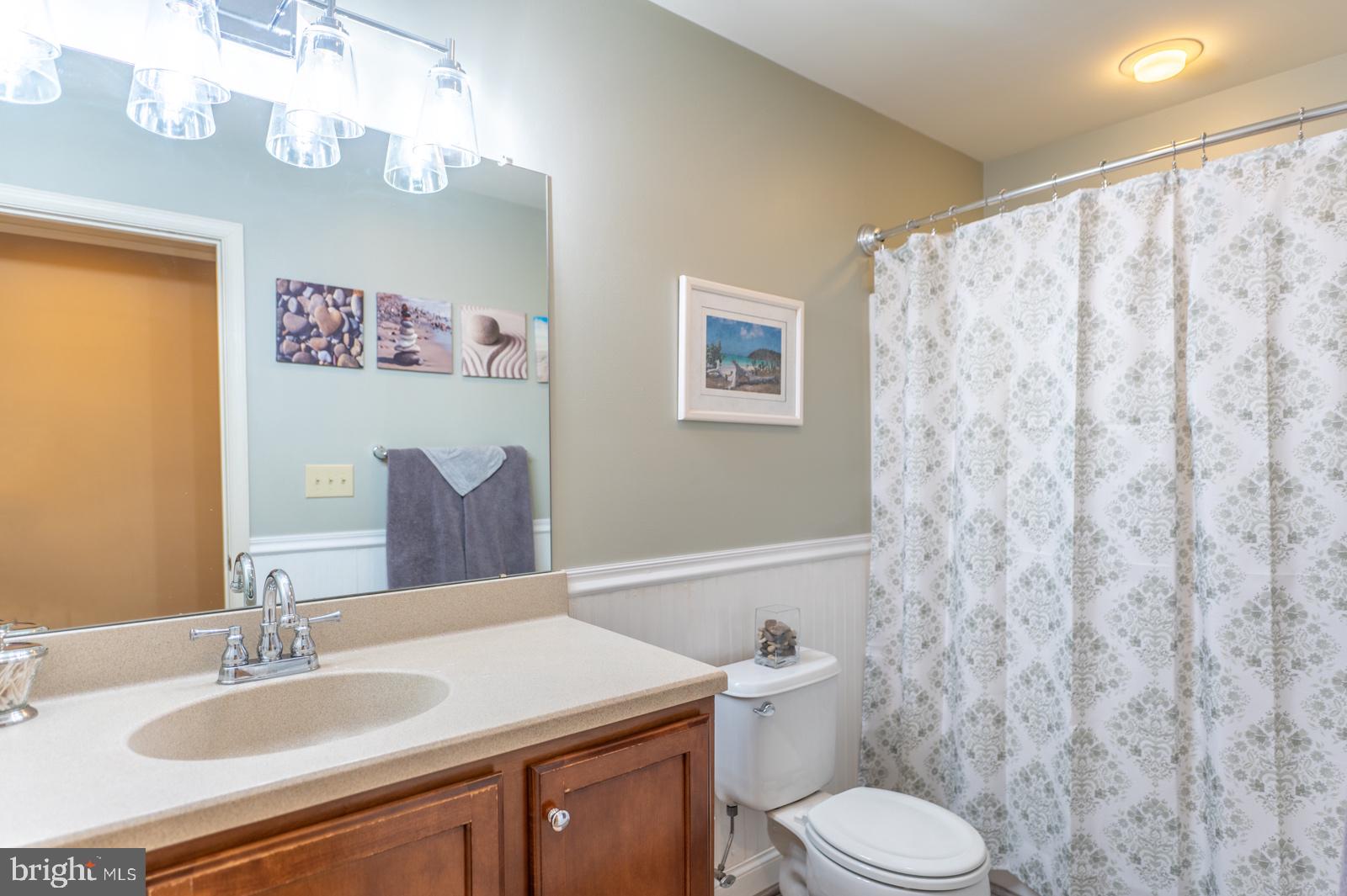 HAWTHORNE ESTATES - Residential