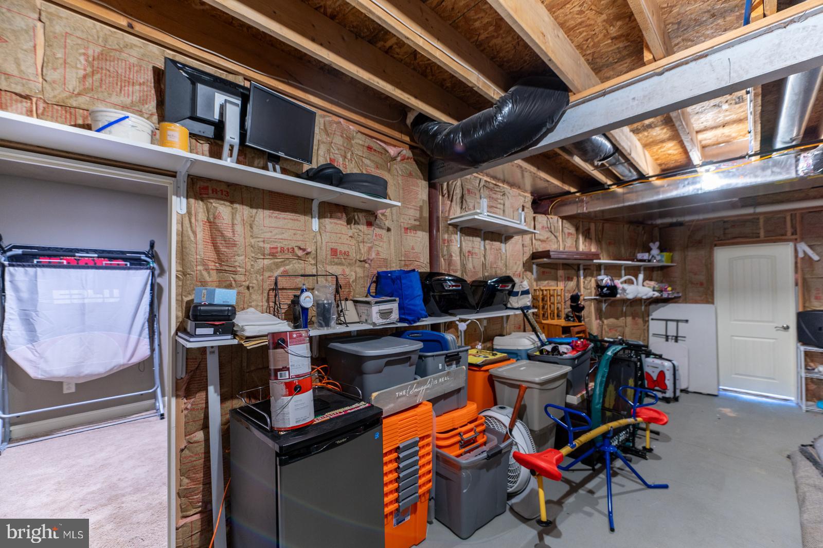 HAWTHORNE ESTATES - Residential