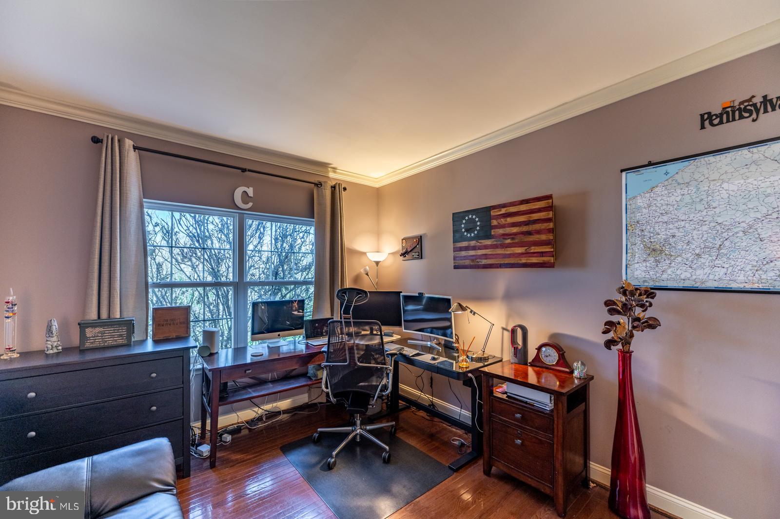 HAWTHORNE ESTATES - Residential