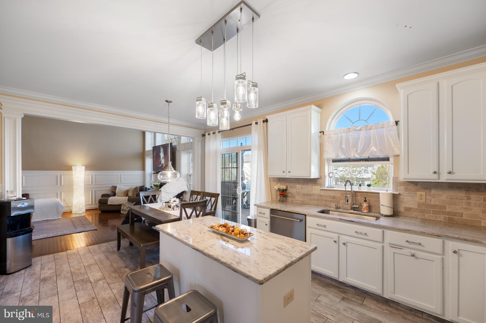 HAWTHORNE ESTATES - Residential